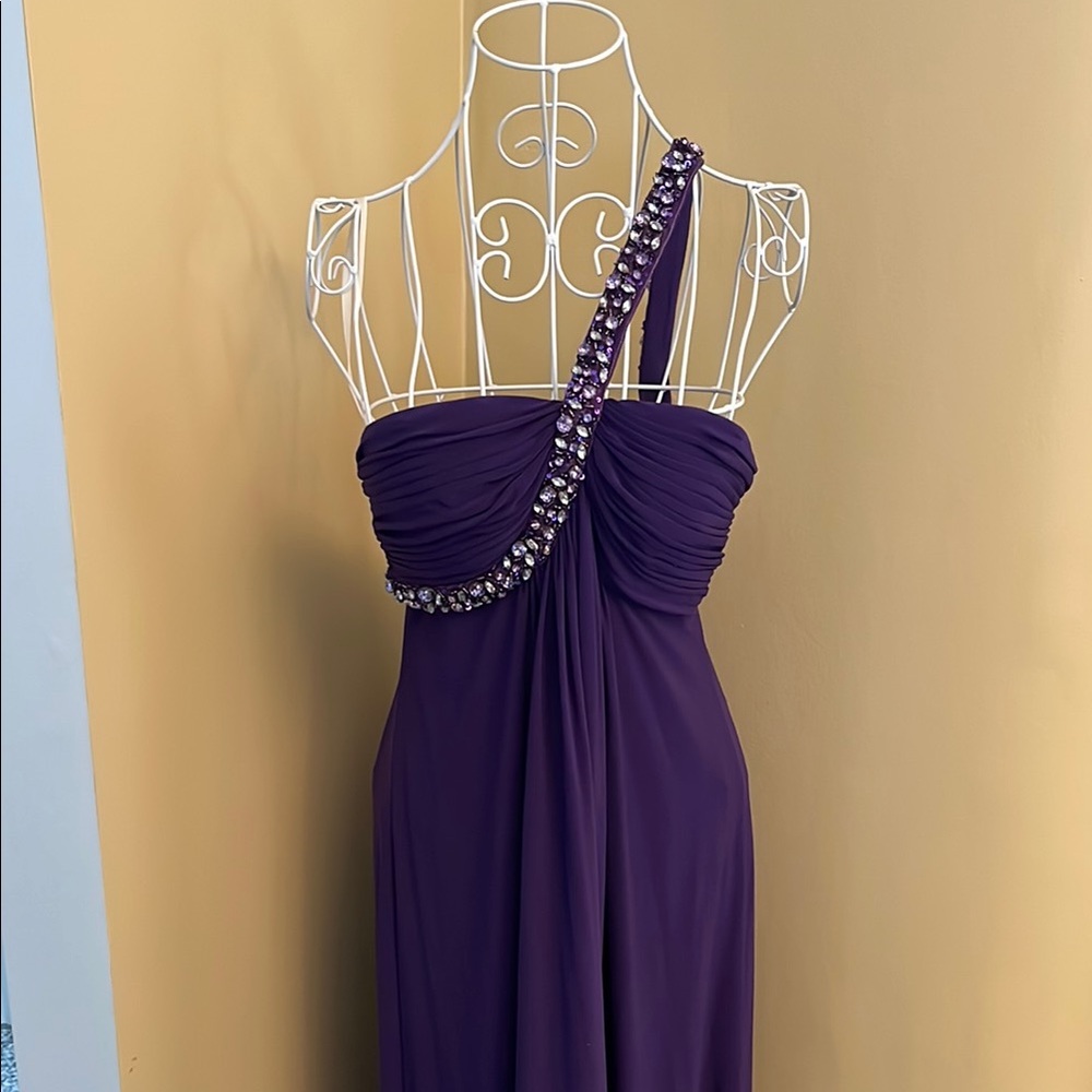 Elegant Purple Evening Gown